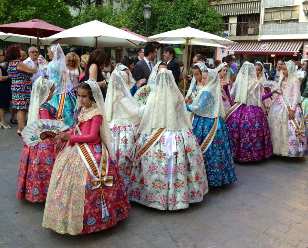 Valencia fallas - pointsdepassage.com